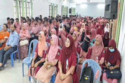 ২০২৫ সালের এইচ.এস.সি পরীক্ষার্থীদের বিদায় সংবর্ধনা ও দোয়া অনুষ্ঠান।